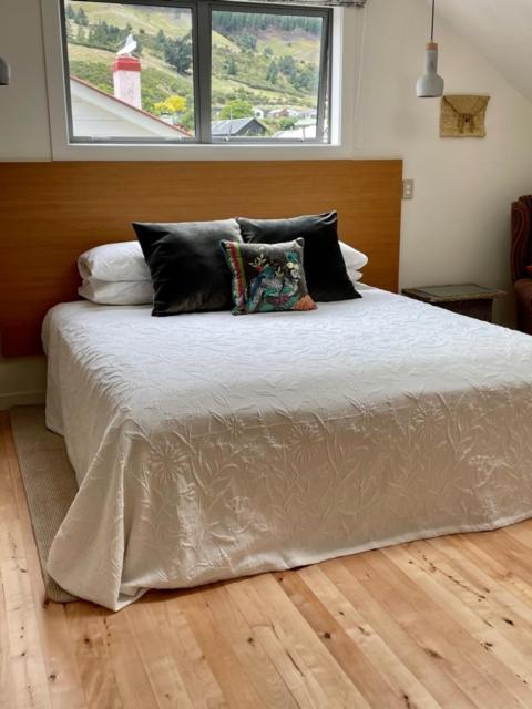 Miners Lane Guest House Clyde Bagian luar foto